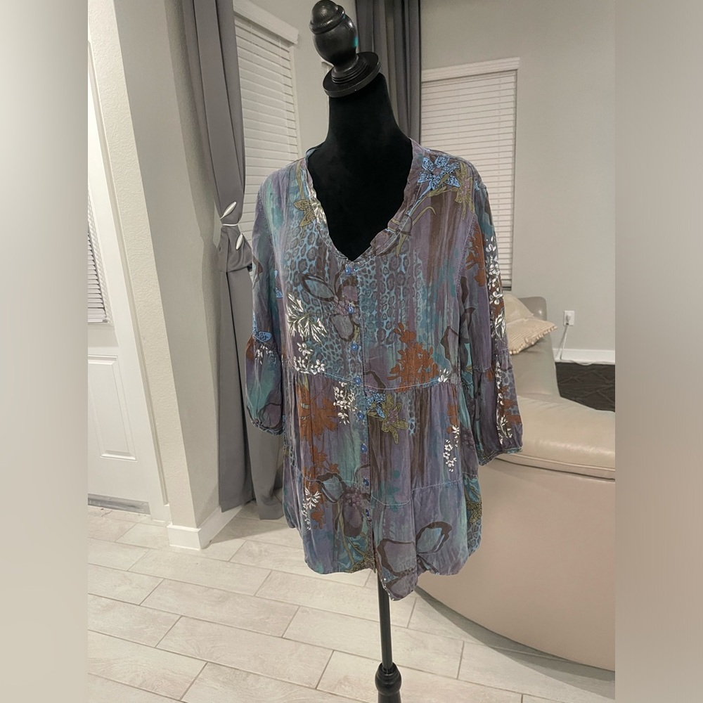 Tianello garment dye Tunic blouse Sz L